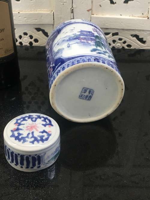 Lovely Decorative Chinese Blue Under Glaze Hand Painted Tea Caddy With Foo Lion Lid Kiln Mark
