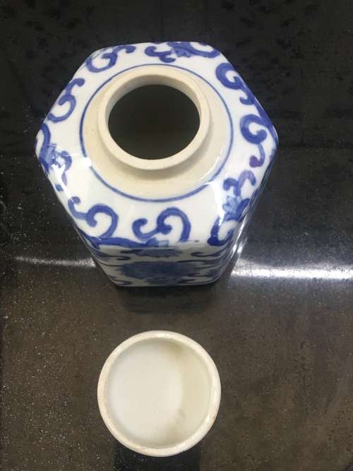 Adorable Decorative Chinese Hexagon Floral Blue Hand Painted Porcelain Tea Caddy