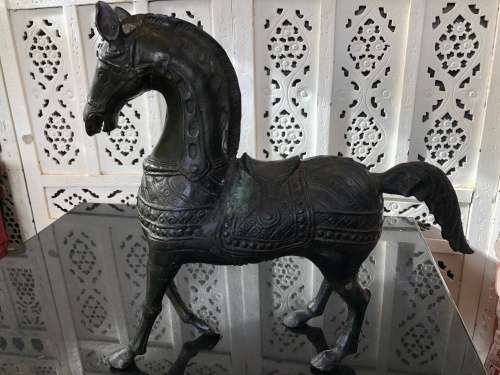 WOW !!! LARGE BRONZE SCULPTURE OF A CHINESE TANG STYLE STALLION - UNSIGNED