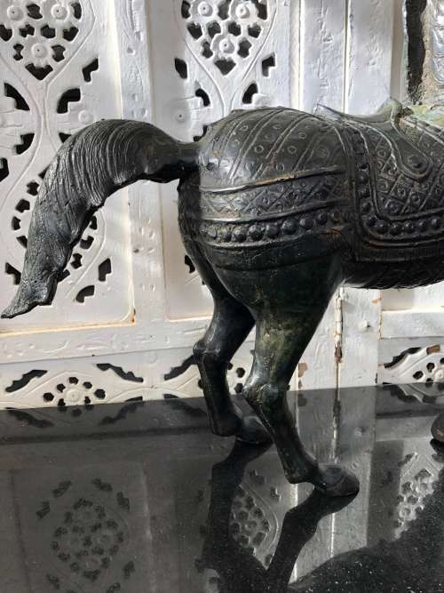 WOW !!! LARGE BRONZE SCULPTURE OF A CHINESE TANG STYLE STALLION - UNSIGNED