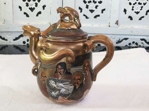 Beautiful Meiji Period Satsuma Shimazu Clan Family Crest, Kazan Moriage Dragon & Gods Tea Ware