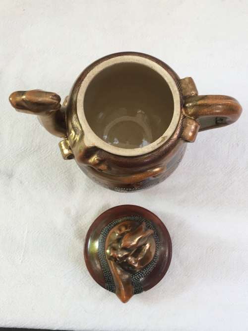 Beautiful Meiji Period Satsuma Shimazu Clan Family Crest, Kazan Moriage Dragon & Gods Tea Ware
