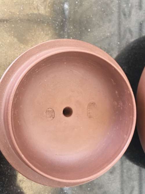 Collectible Chinese "Gu Jing Zhou Zi" Marked Yixing Zisha Clay Traditional Quality Tea Pot.