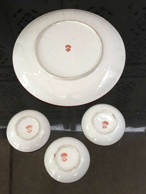 Beautiful Japanese c1930s  Nippon Tokusei marked Arita Imari Cake Plate 25 cm  & 3 small dishes