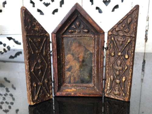 WOW !!! ANTIQUE - POSSIBLY 18th CENTURY, RUSSIAN ORTHODOX ICON HINGED TRAVELLING SHRINE