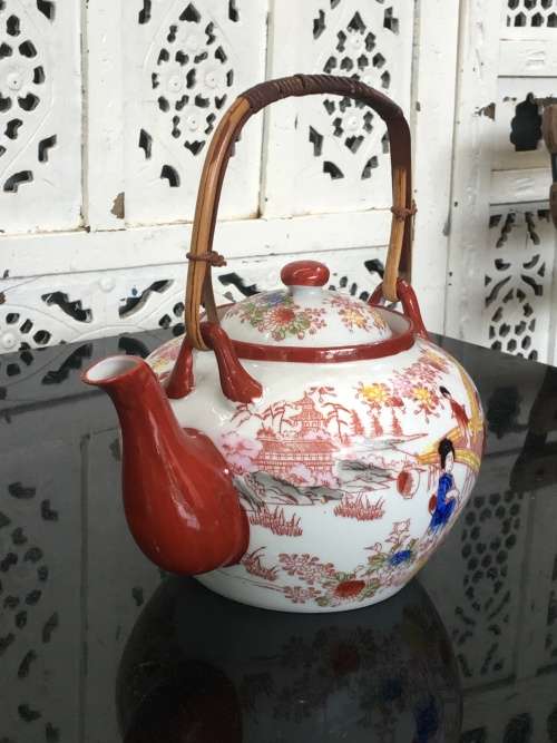 Nihon/ Nippon Japan Late Meiji to Taisho period 1921 Eggshell/Lithophane Tea Pot 1lt