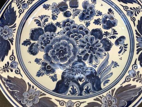 Delightful Old Delft Blauw Hand Painted Made In Holland Signed Plate/Wall Hanging 23.5 cm