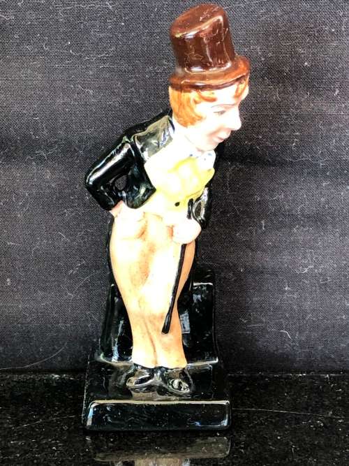 CLEARANCE !!!!  ROYAL DOULTON FIGURINE "DICK SWIVELLER" M90 (1949- 1981) BY LESLIE HARRADINE