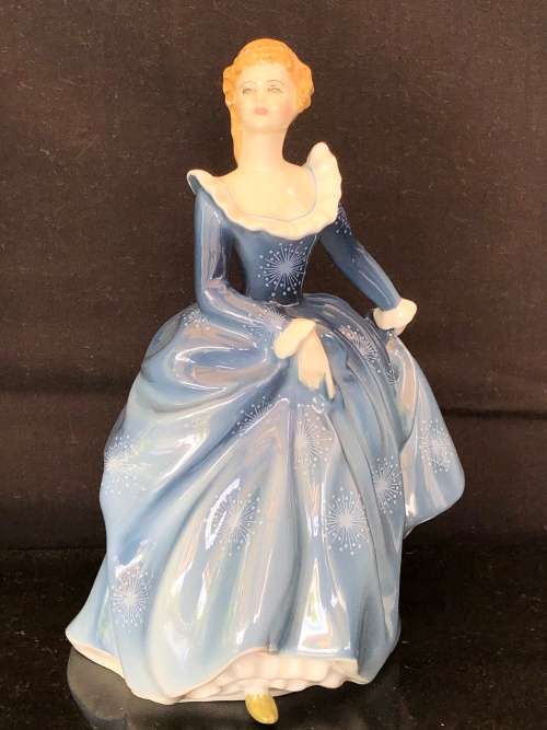 CLEARANCE  ROYAL DOULTON (1966 - 1995) `FRAGRANCE` FIGURINE HN 2334 BY MARGARET DAVIES