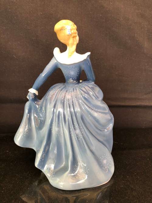 CLEARANCE  ROYAL DOULTON (1966 - 1995) `FRAGRANCE` FIGURINE HN 2334 BY MARGARET DAVIES