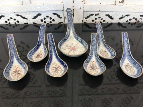 Old Chinese Rice Grain Pattern c1960s Decorated in HongKong marked Serving Spoon & 6 Std Size Spoons