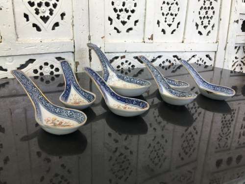 Old Chinese Rice Grain Pattern c1960s Decorated in HongKong marked Serving Spoon & 6 Std Size Spoons