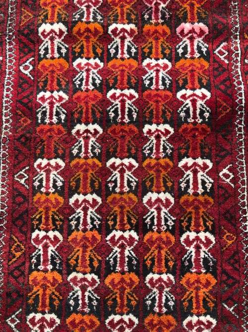 LOVELY VINTAGE HAND KNOTTED PURE WOOL BALUCHI PERSIAN CARPET 1860 X 1040mm