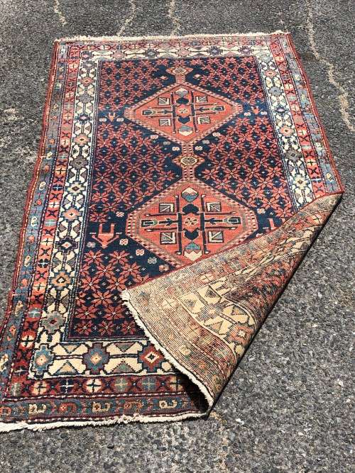 FANTASTIC LARGE HAND KNOTTED PURE WOOL SHIRAZ PERSIAN CARPET 2100 X 1100mm