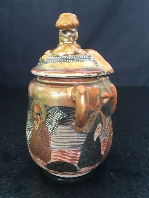 Beautiful Meiji Period Satsuma Shimazu Clan Family Crest, Kazan Moriage Dragon & Gods D/H Lidded Pot