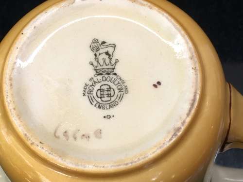 c1930's Royal Doulton England Jug Country landscape 500ml