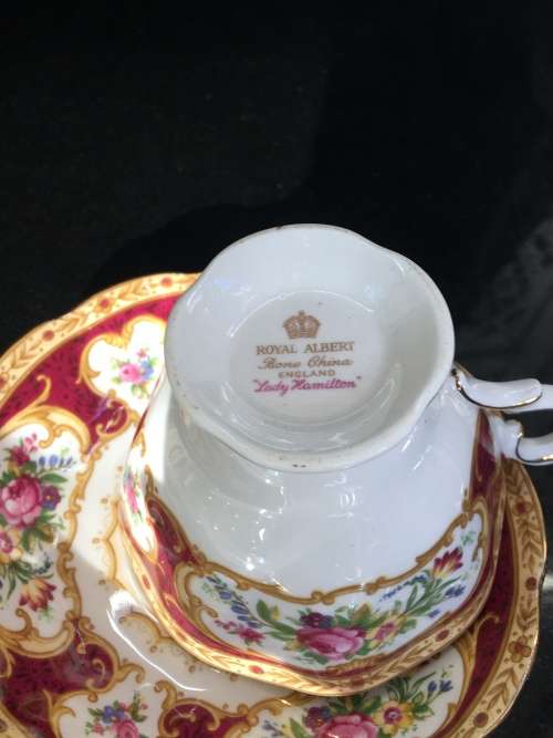 Delightful Lady Hamilton c1939-1945 Date Stamp Royal Albert Bone China England,Tea Trios