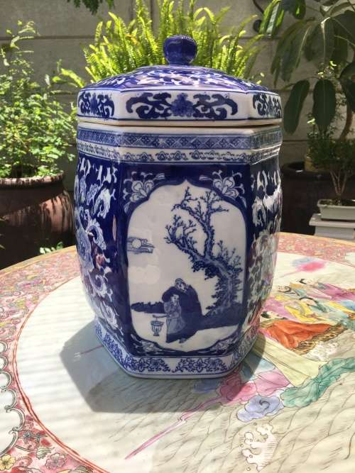 Stunning X Large Chinese Under Glaze Blue Hand Painted Pictorial Porcelain Caddy
