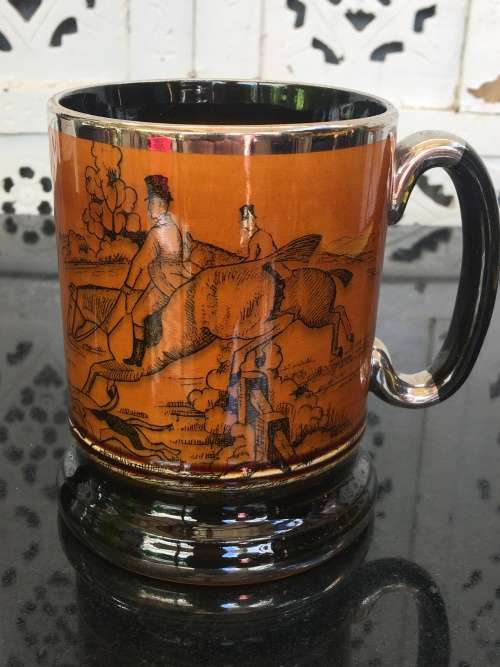 Arthur Wood Tankard "Ye Olde Coaching Days" England High Gloss Porcelain with Silver Gilt