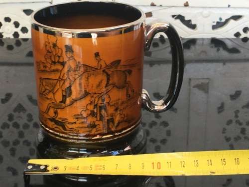 Arthur Wood Tankard "Ye Olde Coaching Days" England High Gloss Porcelain with Silver Gilt