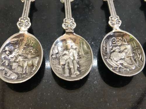 Vintage Hermanus Silver Plated Relief Small Tea Spoons on a Stand,