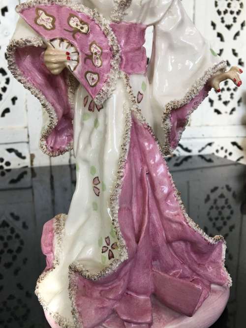 Beautiul Mid 1900s Porcelain Japanese Geisha Pink Kimono Asian Figurine By Kathi Urback