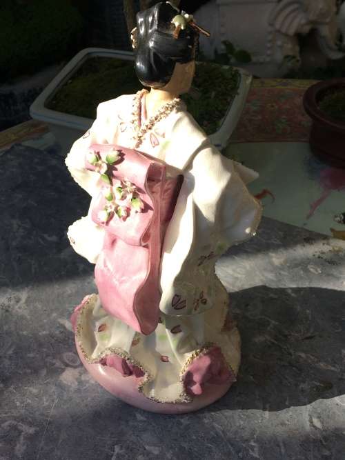 Beautiul Mid 1900s Porcelain Japanese Geisha Pink Kimono Asian Figurine By Kathi Urback
