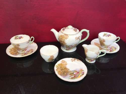 A Delightful Shelley Heather Porcelain Part Tea Set.  Tea For Two with Teapot Sugar & Creamer