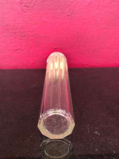 ANTIQUE HALLMARKED STERLING SILVER TOPPED CRYSTAL SCENT BOTTLE - W. GRIFFITHS BIRMINGHAM  - c1916