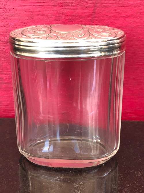 ANTIQUE HALLMARKED STERLING SILVER TOPPED CRYSTAL SCENT BOTTLE - W. GRIFFITHS BIRMINGHAM  - c1916
