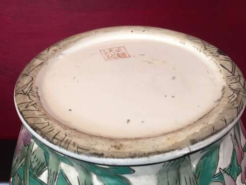 Stunning Large  Marked Chinese Under Glaze Blue & White  Hand Painted Pot