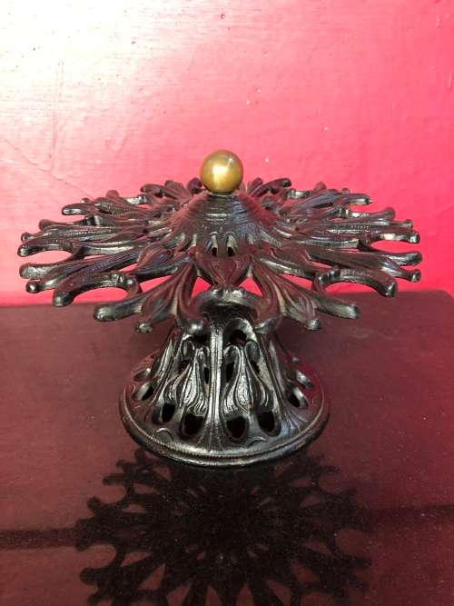 FANTASTIC BRITISH MADE VICTORIAN CAST IRON AND BRASS 10 PLACE PIPE STAND - CLEARLY MARKED