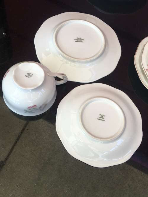 Antique Set of 4 c1918 PirkenHammer Czechoslovakian Tea cups & Saucers