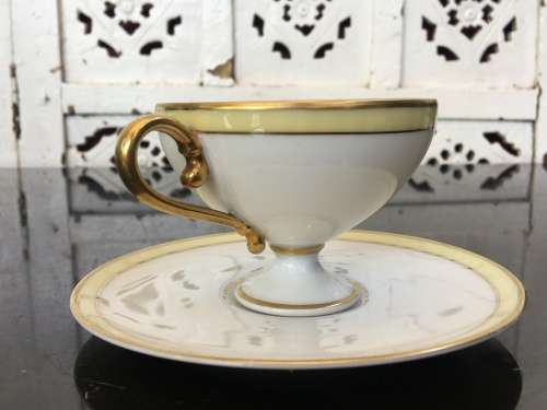Rare Hutschenreuther Selb LHS Bavaria Germany no:8960, Demitasse Lime & Gold Hand Painted Cup & Sauc