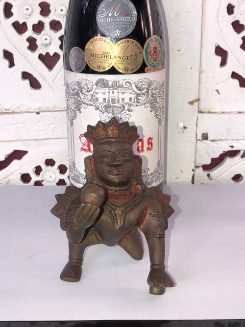STUNNING ANTIQUE (ANCIENT) INDIAN BRONZE KINARI FIGURINE  WITH RED PAINTED FIELDS - VALUE R3000