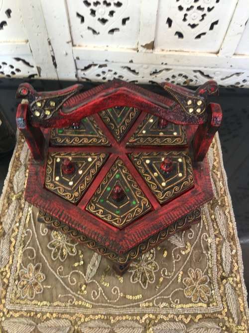 OLD CARVED WOOD FOOTED HEXAGONAL BOX BIRD HANDLE 6 LIDDED COMPARTMENTS BEDAZZELED