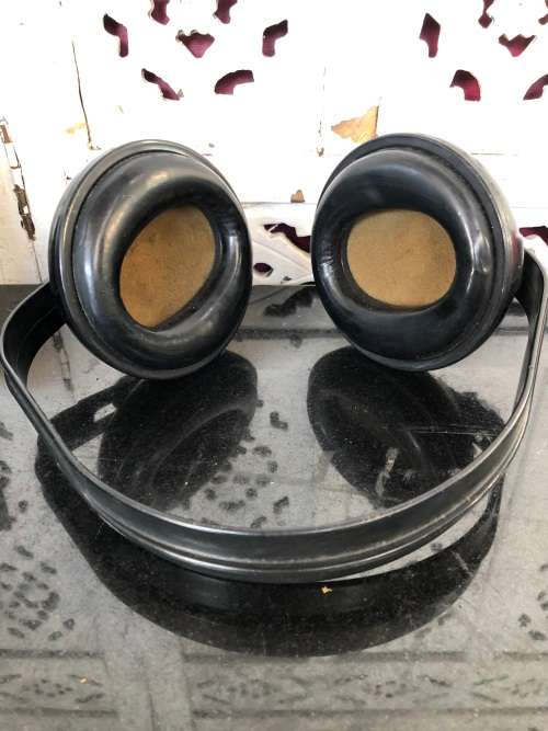 SILENCIO LIO-71 SAFETY DIRECT RENO NEVADA SHOOTING RANGE EAR MUFFLERS AND ANOTHER