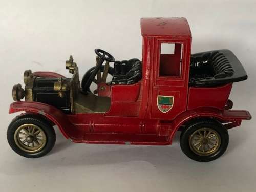 WOW !!! VINTAGE LESNEY MODELS OF YESTERYEAR 1912 PACKARD LANDAULET No 11 - METAL