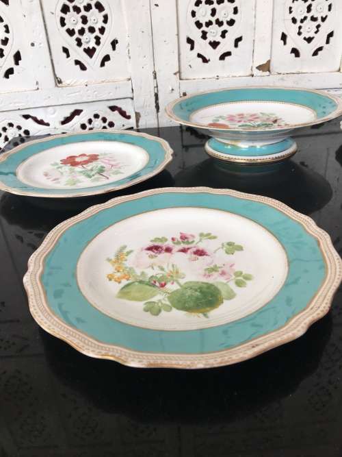 Ancient c1842-1880 Diamond Masonry Ceramic Marked Tazza Cake Stand & 4 Cake Plates Blue & Floral