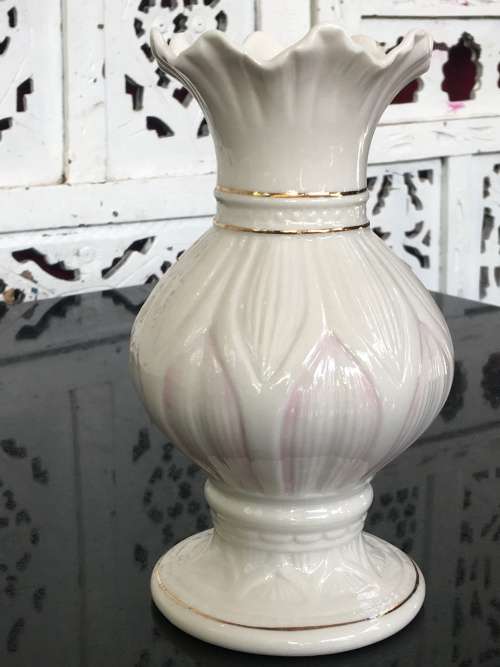 Belleek China Irish Symbols Ivory & Pink Vase. Mint Condition. 16 cm
