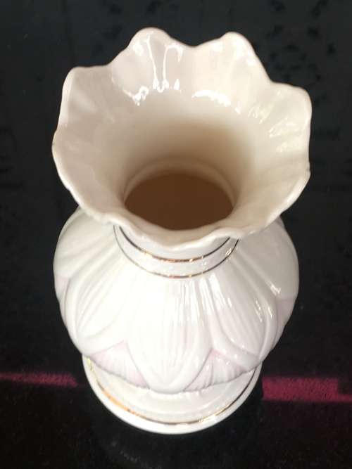 Belleek China Irish Symbols Ivory & Pink Vase. Mint Condition. 16 cm