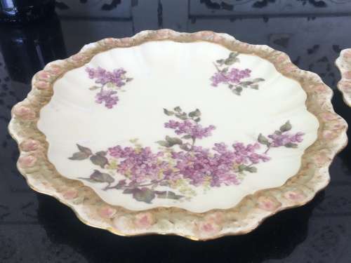 Antique A.Lanternier c1891-1914 `LIMOGES` France Marked Floral & Gold Gilt Hand Painted 22 cm Plates