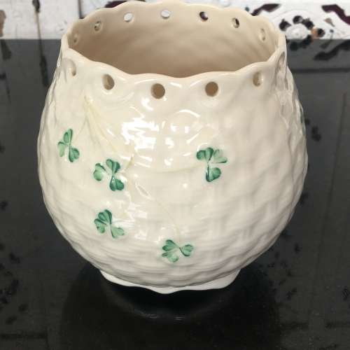 Belleek China Irish Symbols Ivory & Green Bulbous Pierced Rim Vase. Mint Condition. 12 cm