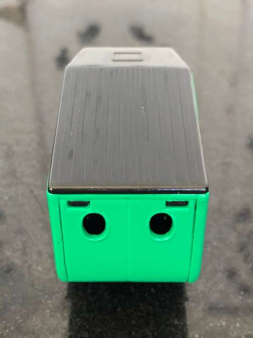 WOW !!! MODEL A FORD VAN BY LLEDO - DAYS GONE BY - UNWIN'S SWEET PEAS - METAL WITH PLASTIC TRIM