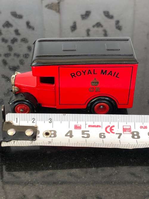 WOW !!! LARGER MODEL A FORD VAN BY LLEDO - DAYS GONE BY - ROYAL MAIL - METAL WITH PLASTIC TRIM