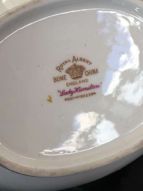 Classic Royal Albert "Lady Hamilton,Hampton Shape, Maroon & Gold, Floral Pattern Tea Pot 1Lt