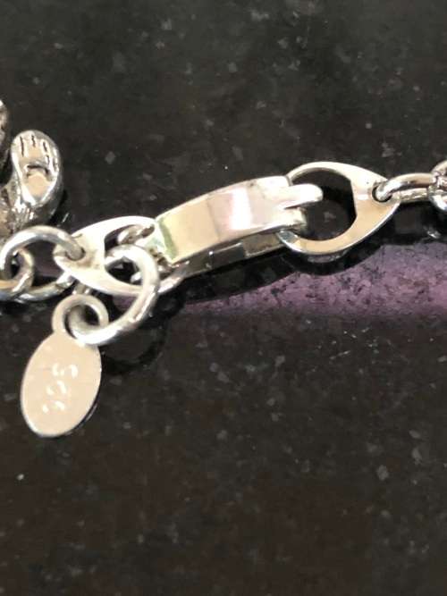WOW !!! AMAZING PIECE - STERLING SILVER TEDDY BEAR BRACELET - CLEARLY MARKED - 16.43g