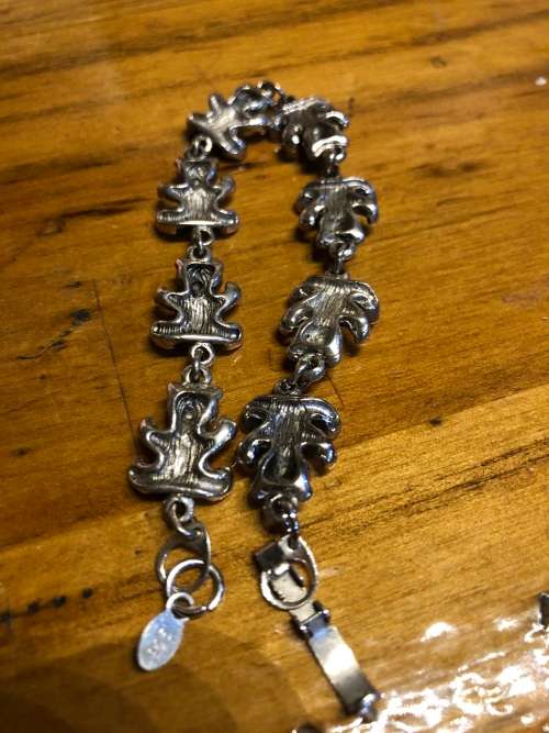 WOW !!! AMAZING PIECE - STERLING SILVER TEDDY BEAR BRACELET - CLEARLY MARKED - 16.43g