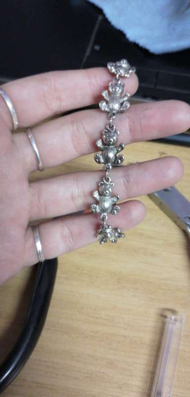 WOW !!! AMAZING PIECE - STERLING SILVER TEDDY BEAR BRACELET - CLEARLY MARKED - 16.43g