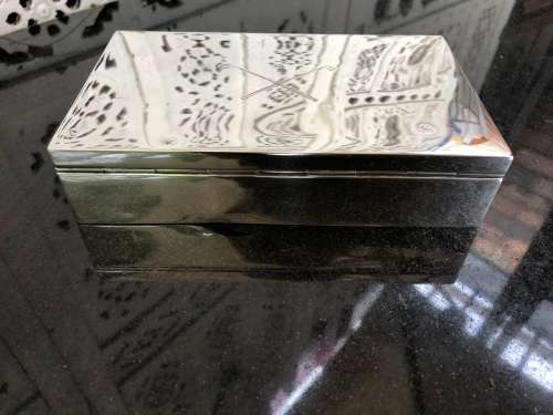 ADIE BROTHERS LTD - STERLING SILVER CIGAR BOX - BIRMINGHAM HALLMARKS DATED TO 1960's - WEIGHS 425g